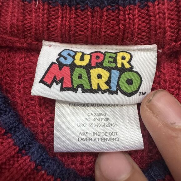 Super Mario Sweater Boys 4 Crewneck Pullover Nintendo Kids Gamer 2010s - Picture 6 of 8